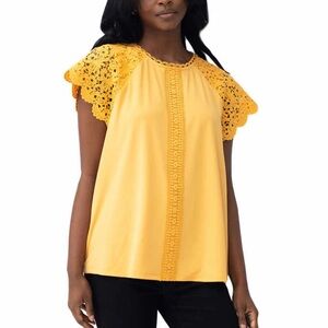 🆕 Cable & Gauge Ladies' Lace Trim Top